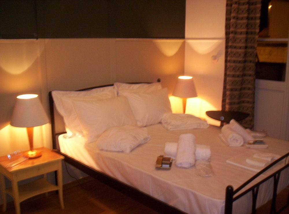 The New Yorkers Hotel Атина Екстериор снимка